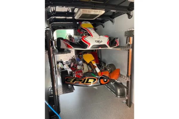 Sollevatore Go-Kart per Furgoni / Carrelli